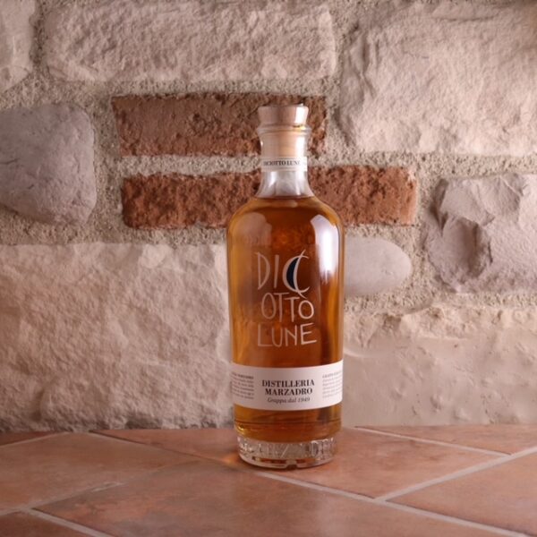 GRAPPA DICIOTTO LUNE 70 CL | CONFEZIONE LEGNO